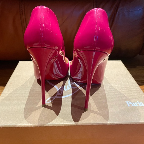 Hot Pink Christian Louboutins. Size 36 - Picture 3 of 11
